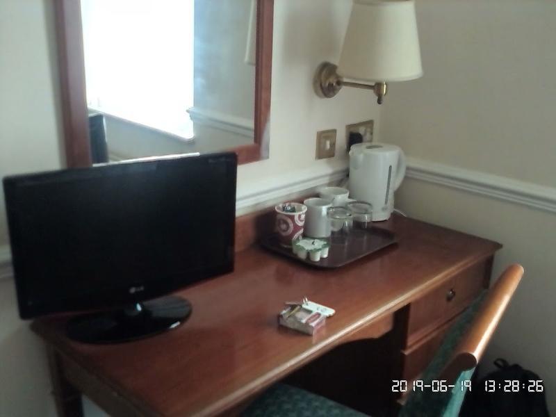 Abbey Lodge Hotel — photo 3