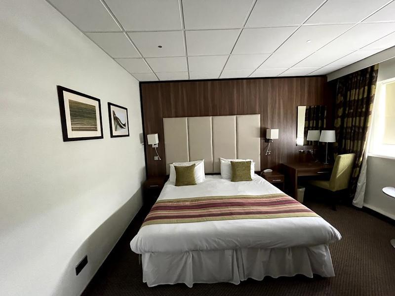 The Ambassadeur Hotel — photo 2