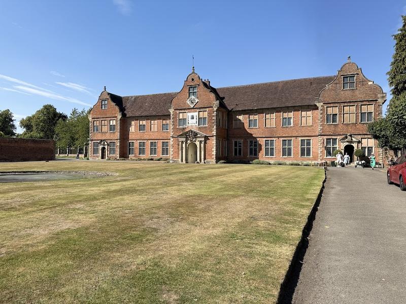Arbury Hall — photo 2