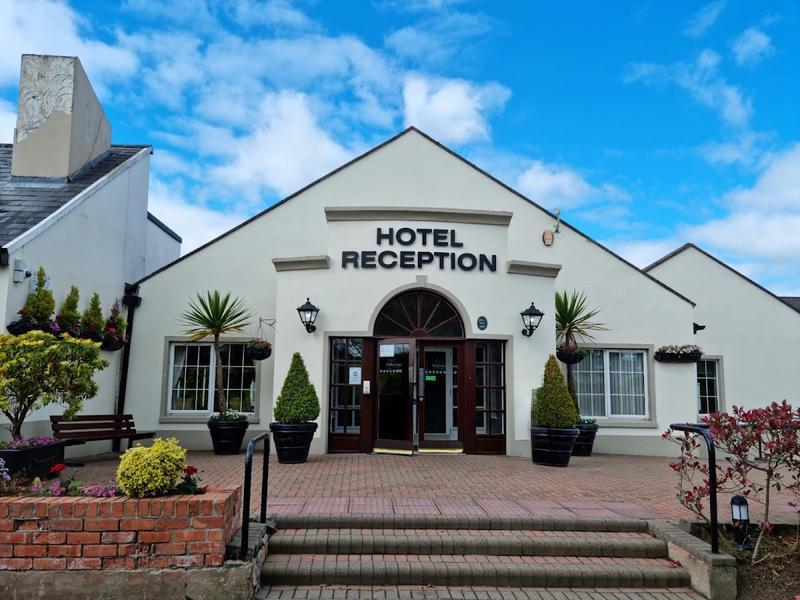 Ballymac Hotel