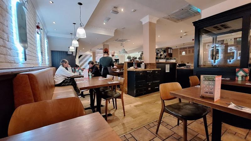 Bella Italia Leeds — 2