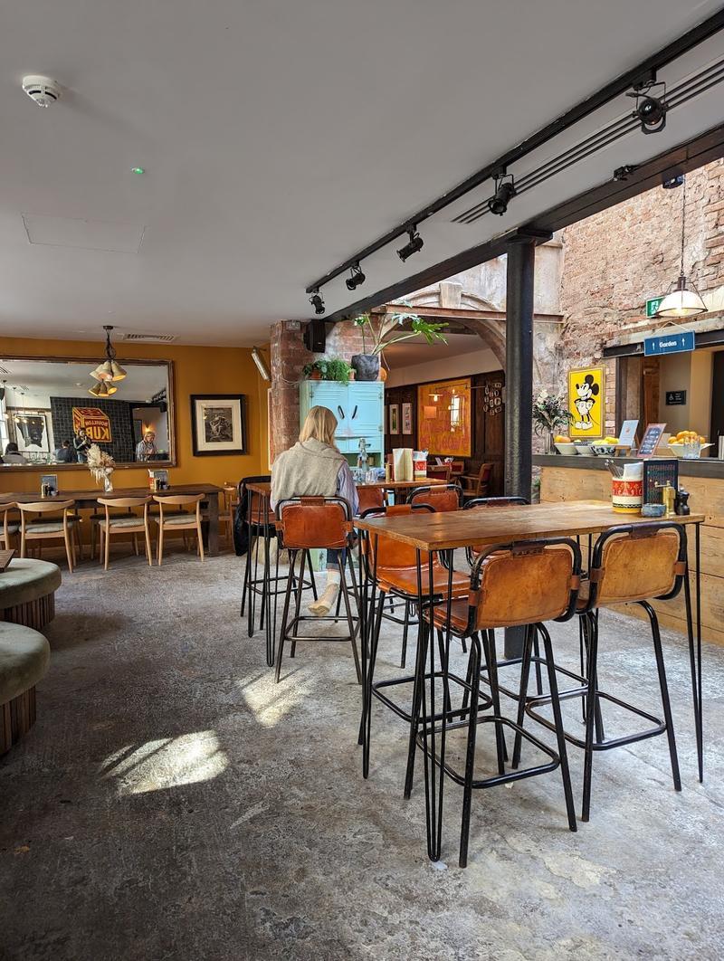 Bordello Arts Bar