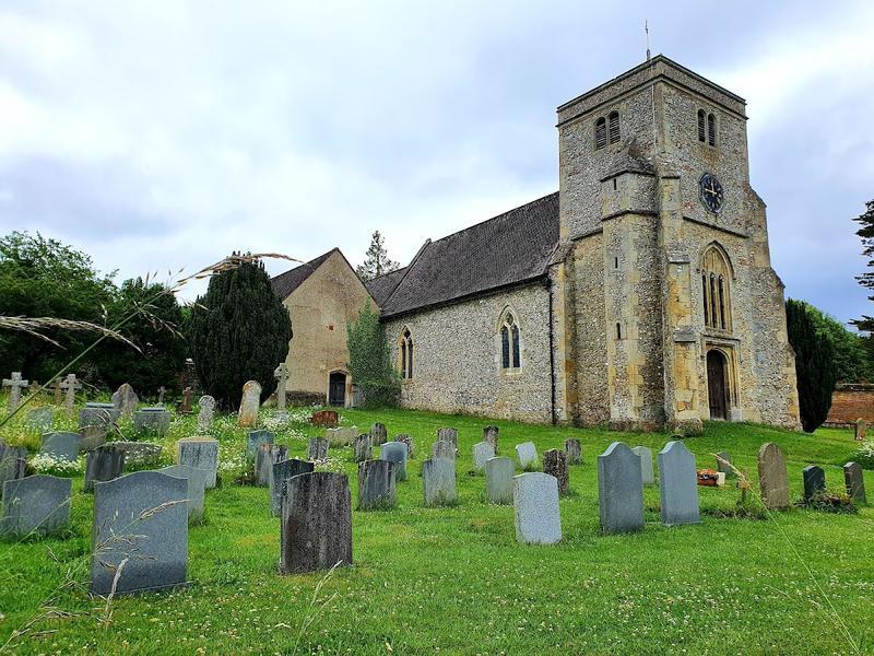Bradenham Manor — photo 2