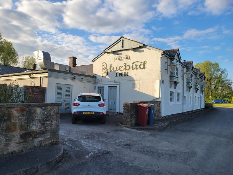 Brown Leaves Country Hotel