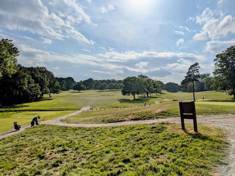 Calcot Park Golf Club — photo 2