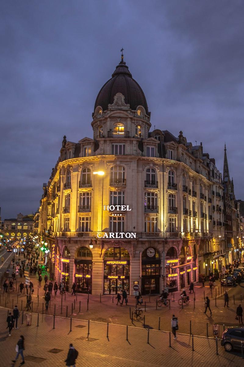Carlton Hotel