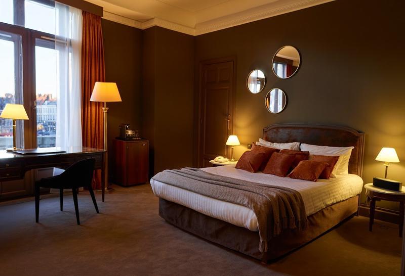 Carlton Hotel — photo 2
