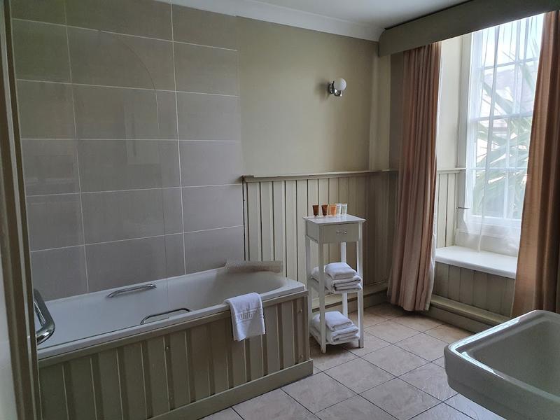 Castle Hotel — photo 3