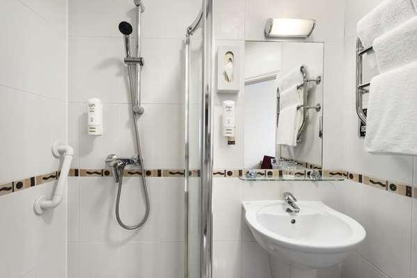 Days Inn Waterloo — photo 3