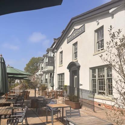 Devonport Hotel