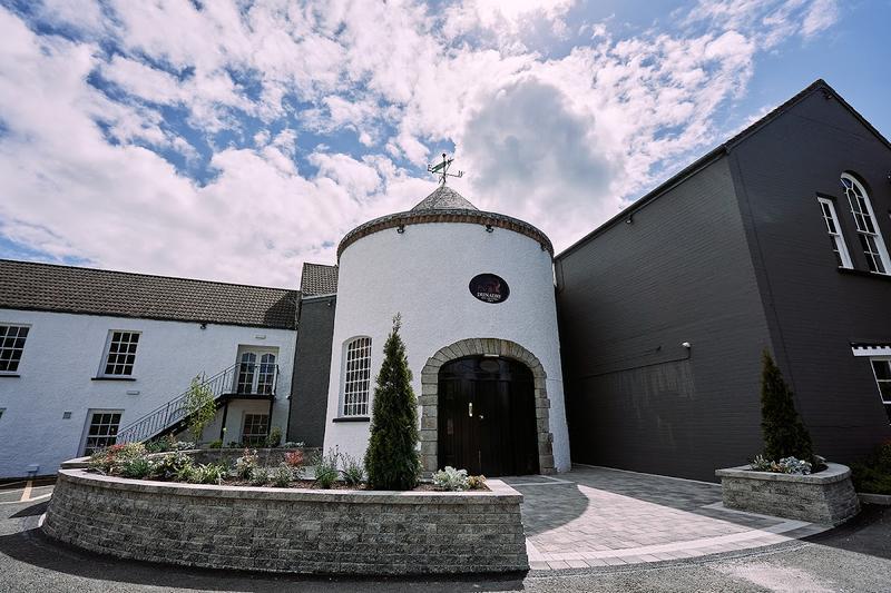 Dunadry Hotel & Country Club