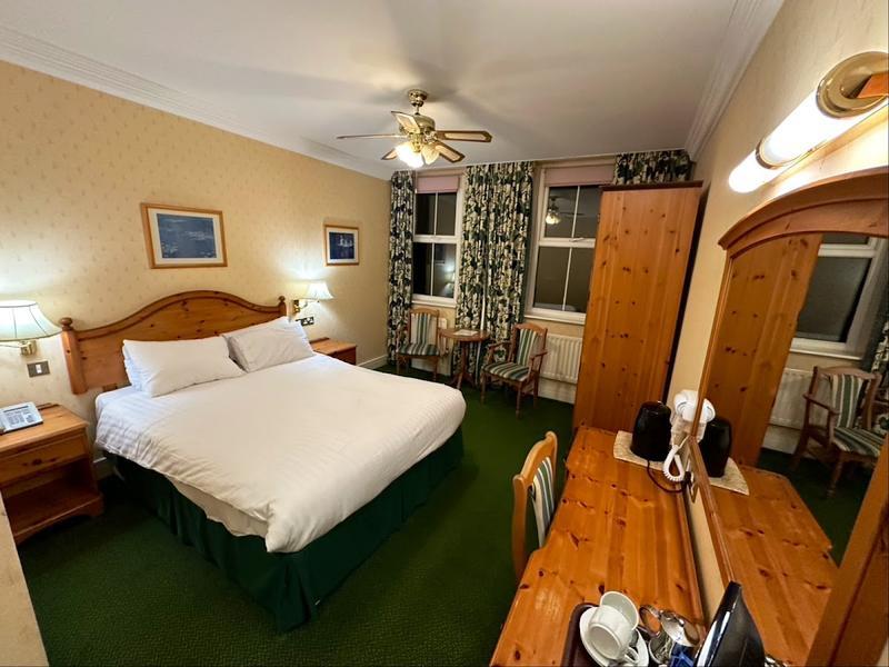 Elstead Hotel — photo 2