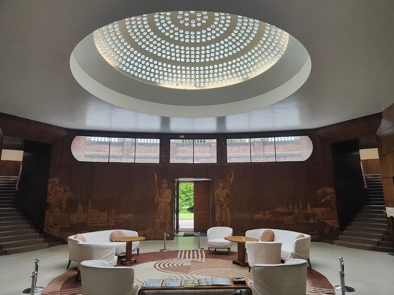 Eltham Palace — photo 2