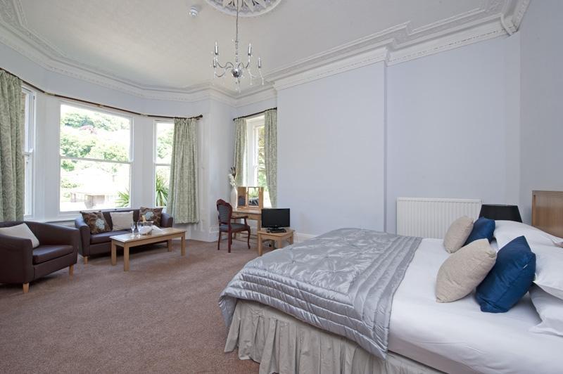 Eversley Hotel — photo 2