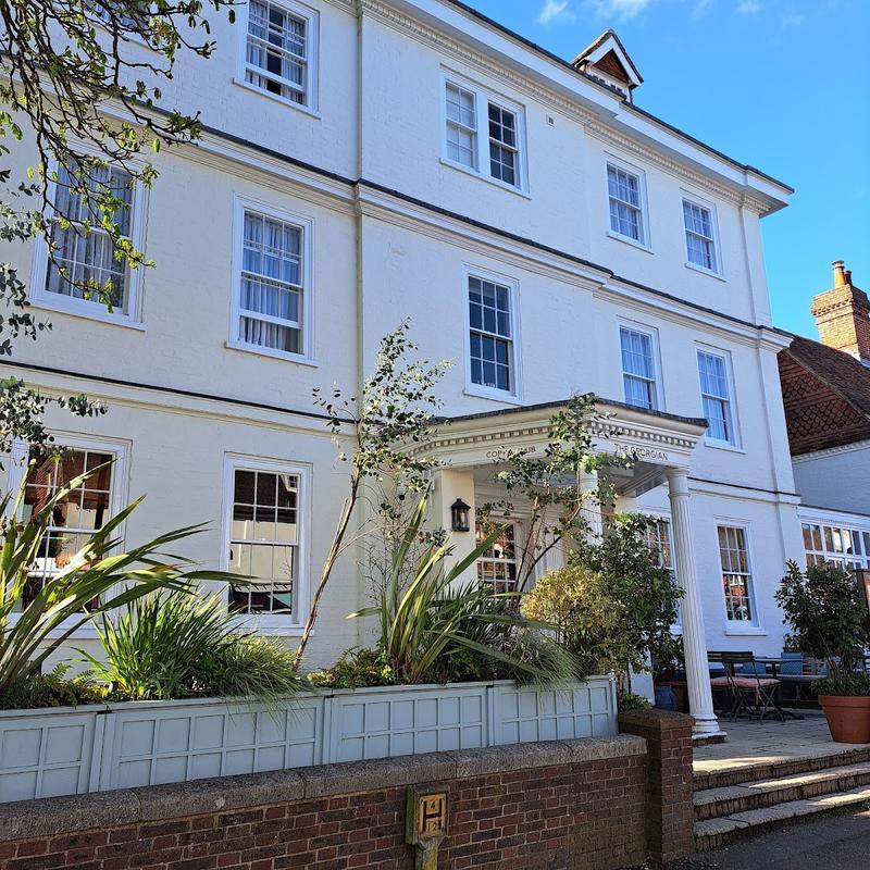 Georgian House Hotel
