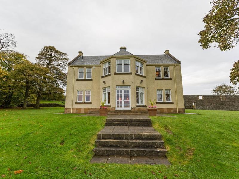 Hall Teasses Lodge