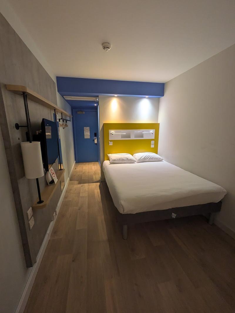 ibis Swindon — photo 3