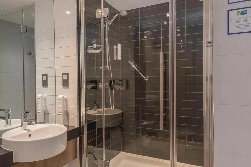 Holiday Inn Express Preston South — photo 3