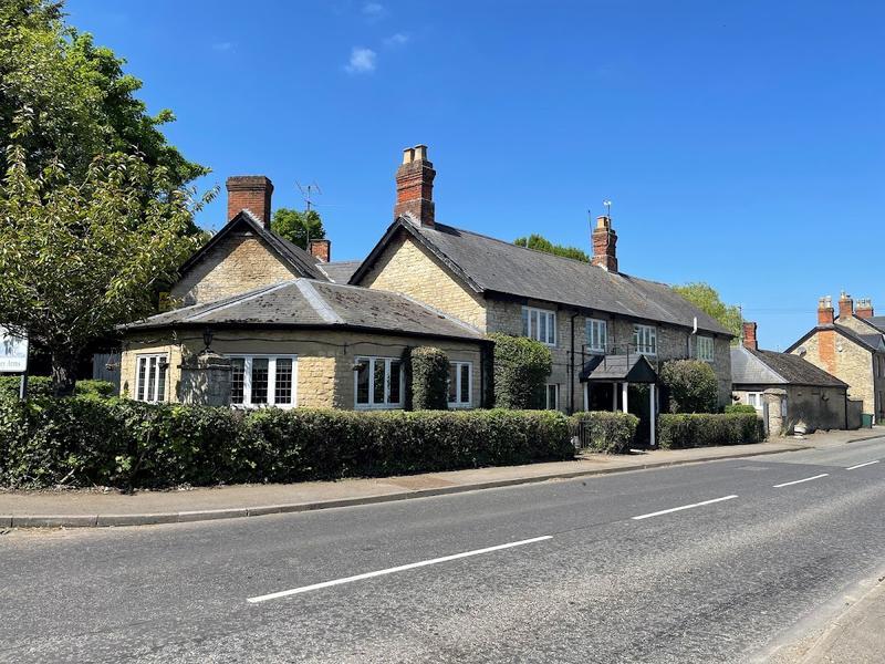 Jersey Arms Hotel