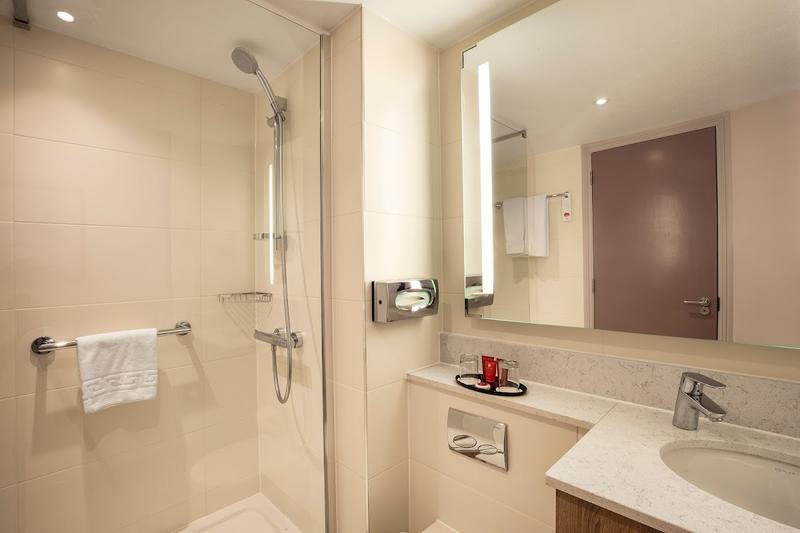 Jurys Inn Heathrow — photo 3