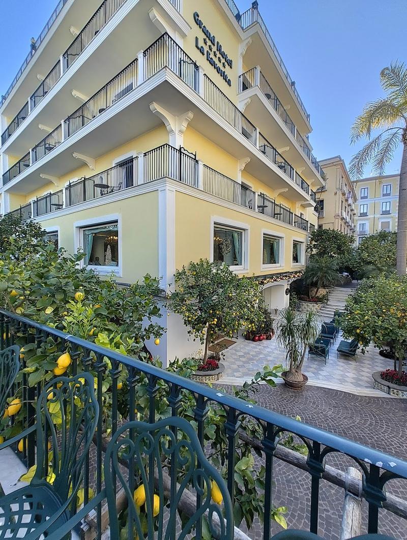 La Favorita Hotel