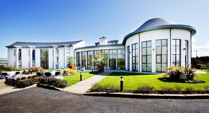 La Mon House Hotel & Country Club