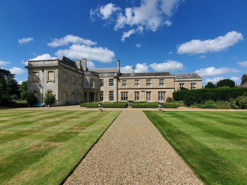 Lamport Hall and Gardens — photo 2
