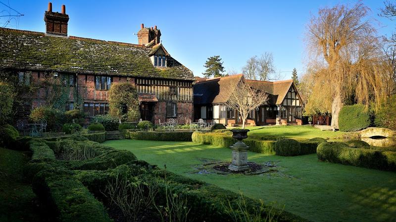 Langshott Manor