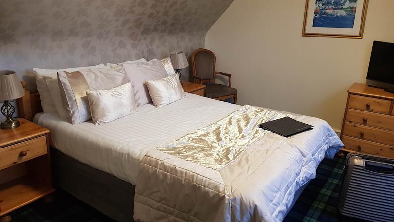 Lochnell Arms Hotel — photo 2