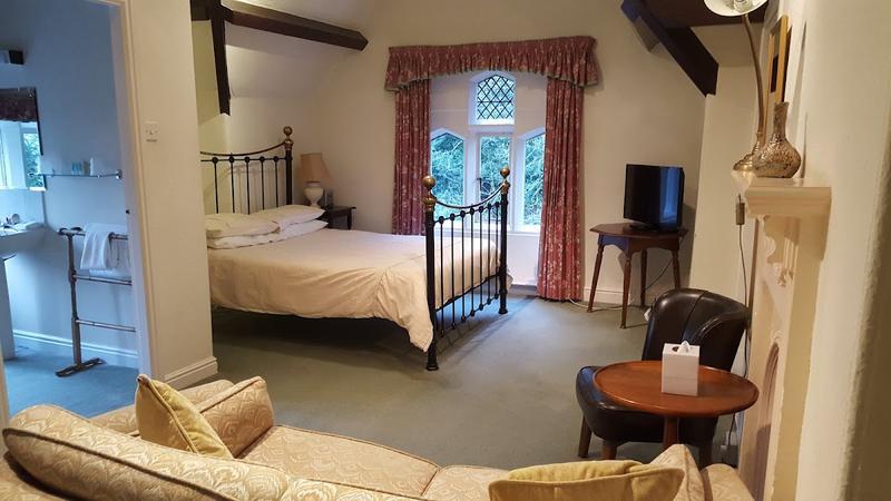 Oakwood Hall Hotel — photo 2