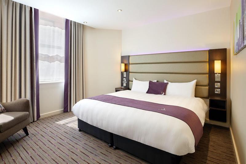 Premier Inn Northampton South — photo 2