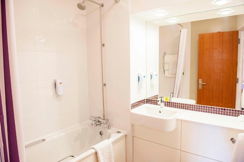 Premier Inn Hatfield — photo 3