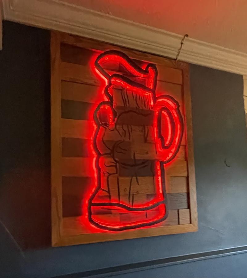 Punch's Hotel — photo 3