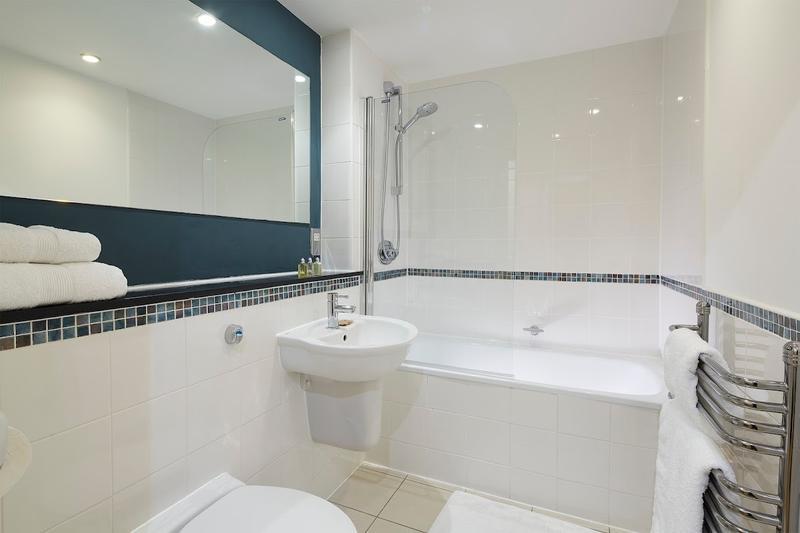 Queen Street Apartments by Marlin — photo 3