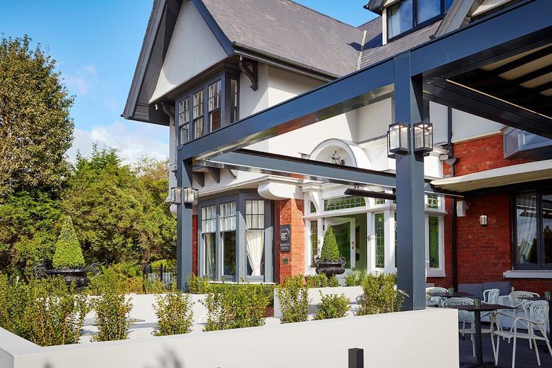 Randles Court Hotel