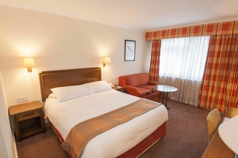 Roebuck Hotel — photo 2