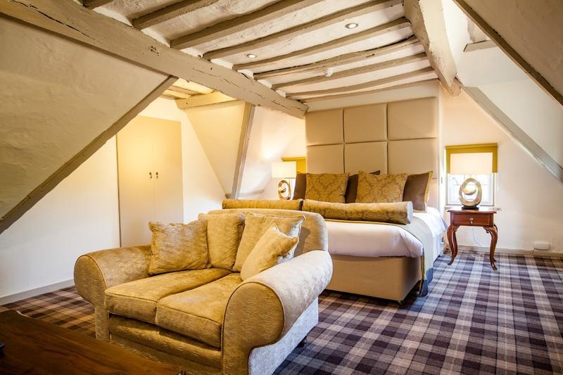 Rose & Crown Hotel — photo 2