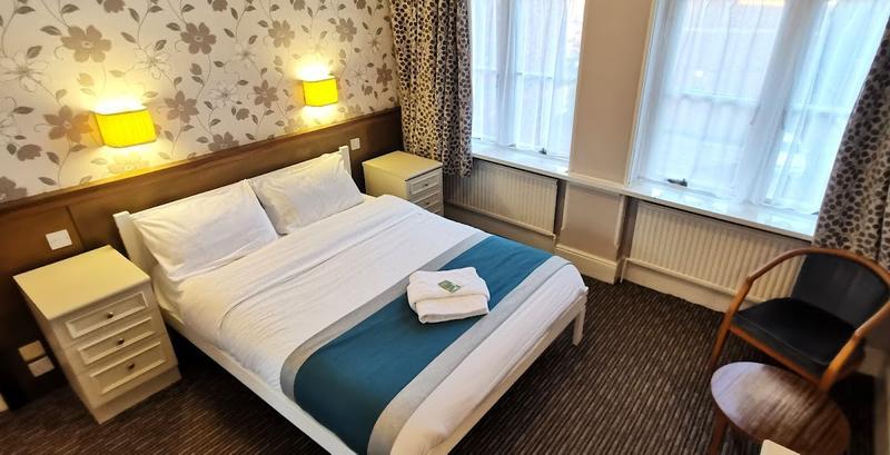 Russell Hotel — photo 2