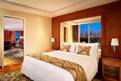 Sheraton Park Tower — photo 2