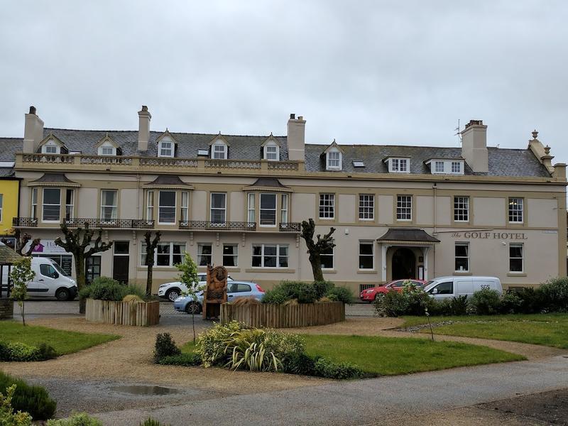 Skinburness Hotel