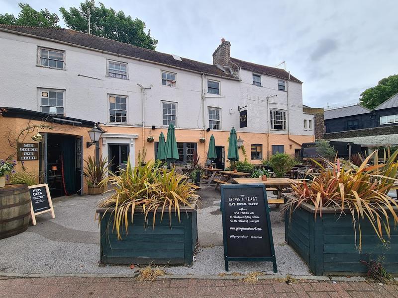 St George Leisure Hotel