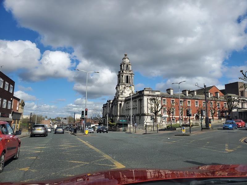 Stockport Town Hall — photo 2