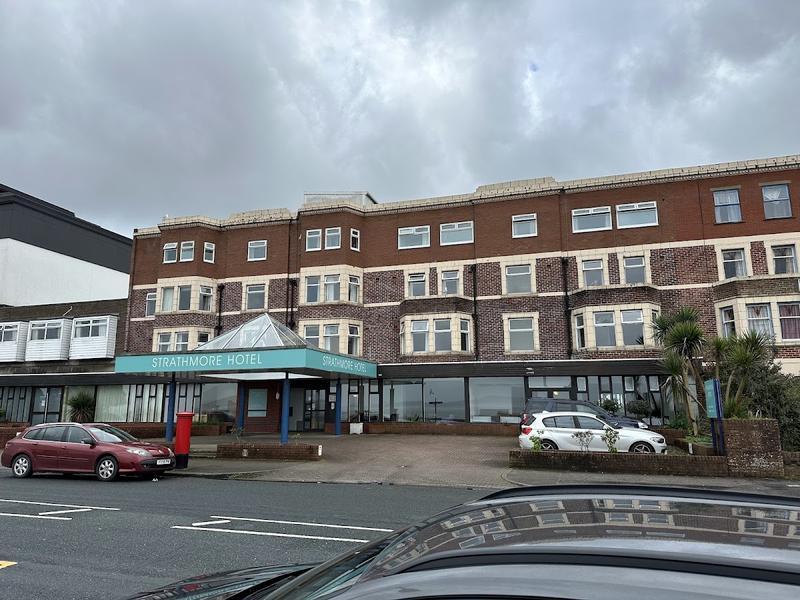 Strathmore Hotel