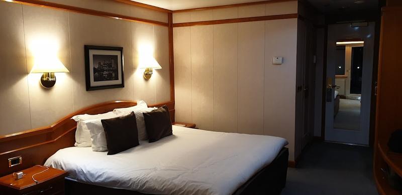 Sunborn Yacht Hotel — photo 2