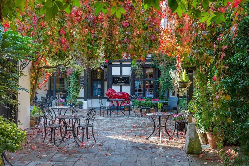 The Best Western Red Lion Hotel