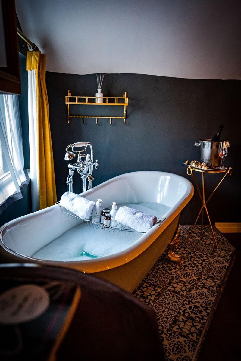The Bridge Hotel — photo 3