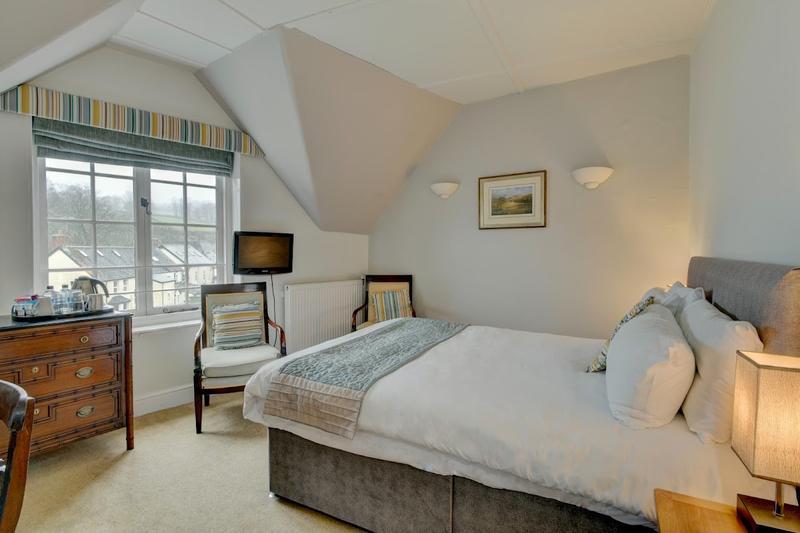 The Crown Hotel — photo 2