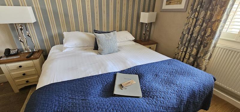 The Lodge Hotel & Restaurant — photo 2