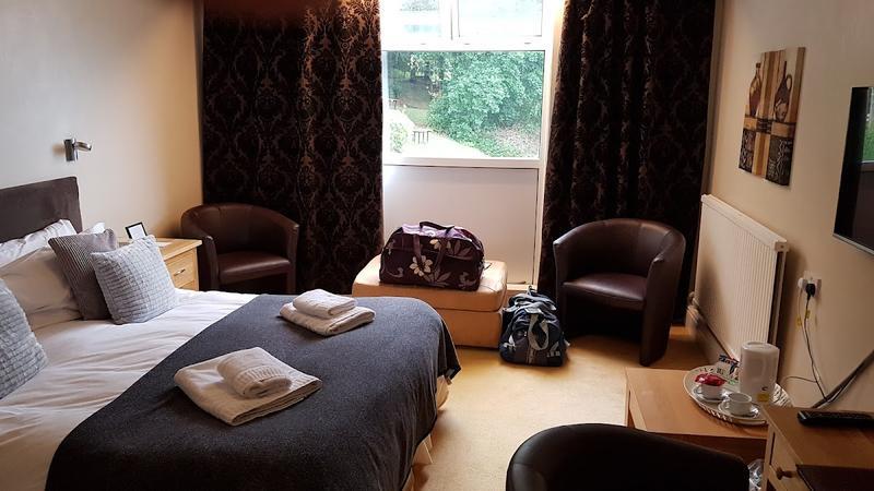 The Manor Hotel — photo 2