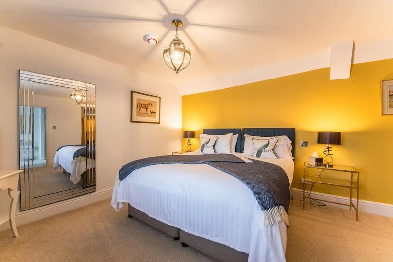 The Marlborough Arms Hotel — photo 2